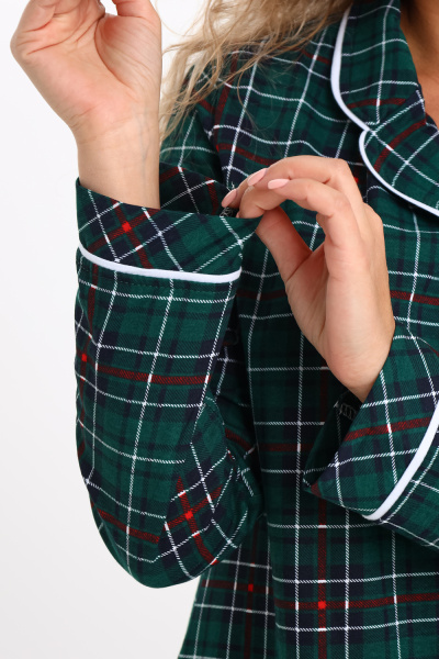 d18c2dda-37a4-4839-9363-832dee7faca6